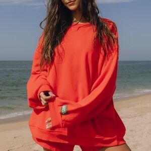 Red daily drills reversible crewneck